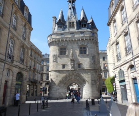 Beautiful Old property in Bordeaux Center