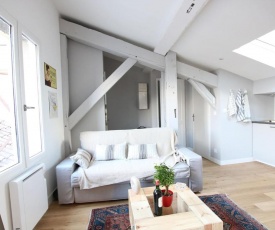 GuestReady - Comfy Attic Apartment near Grand Théâtre