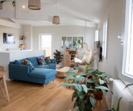 NICE BRIGHT and COMFORTABLE apartment in BORDEAUX