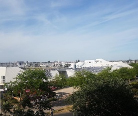 Grand studio vue sur le port des Minimes