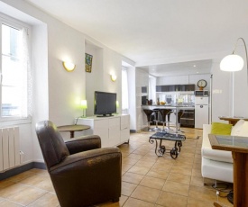 Cozy flat at the heart of Port Vieux close to the beach - Welkeys