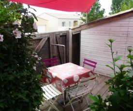 Maison de 2 chambres a La Rochelle avec jardin clos et WiFi