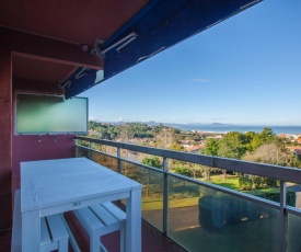 GuestReady - Large Apartment with Swimming Pool Sea View