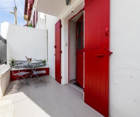 MAILA KEYWEE House with terrace close to the Côte des Basques in Biarritz