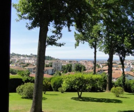 Ciboure:T2, proximité golf et plages, vue sur mer