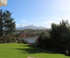 MAISON BERASTEGUIA AVEC LES CLES DE SAINT JEAN DE LUZ