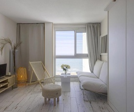 Superb studio in front of the sea and the Grande Plage of Biarritz - Welkey