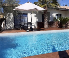 ViLLA NEUVE 115m2 ,TOUT CONFORT AVEC PiSCiNE Chauffée-JARDiNET BASSiN ARCACHON