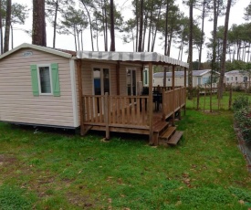 Bungalow de 2 chambres a Saint Julien en Born avec piscine partagee jardin amenage et WiFi a 5 km de la plage