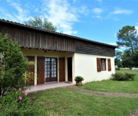 Gîte Saint-Julien-en-Born, 3 pièces, 4 personnes - FR-1-360-269