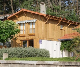 Cabane bord de plage