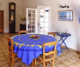 Holiday Home Soulac-sur-Mer - SAT01165-F