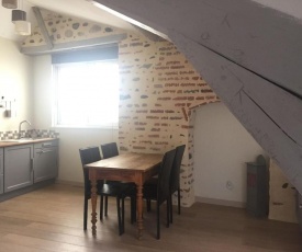 APPARTEMENT COSY ENTRE BOSQUET ET BEAUMONT